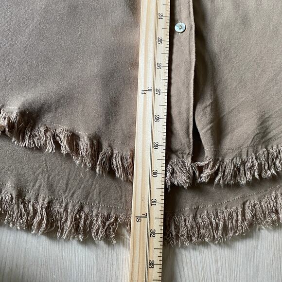 White Birch Frayed Hem Utility Shirt Women M Mushroom Tan Quiet Luxury Button Up - Picture 11 of 11